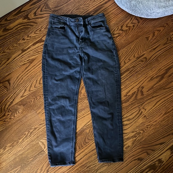 American Eagle Mom Jeans - Picture 3 of 3